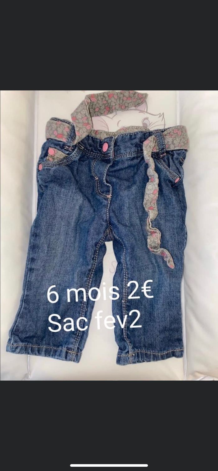 Jean fille avec ceinture 6 mois