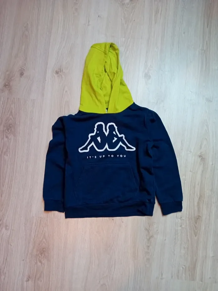 Sweet à capuche kappa