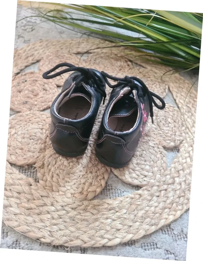 Chaussure taille 23 - photo numéro 3