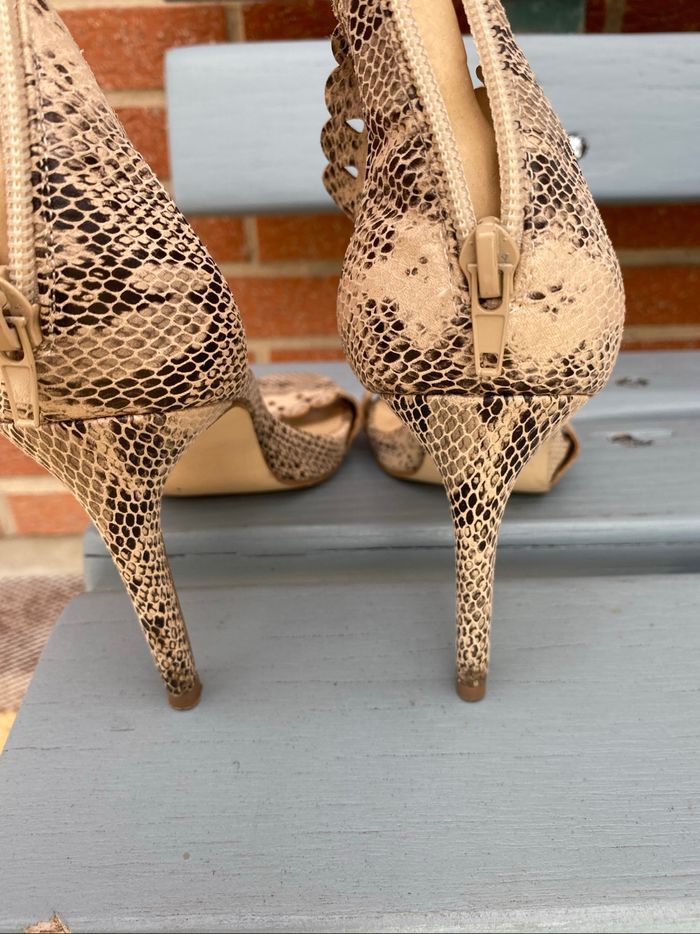 Sandales à talons taille 39 - photo numéro 4