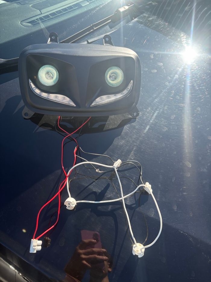 Feux avant booster - photo numéro 3