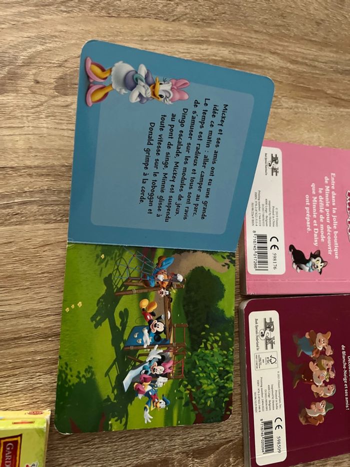 Lot livres cartonné Disney - photo numéro 5