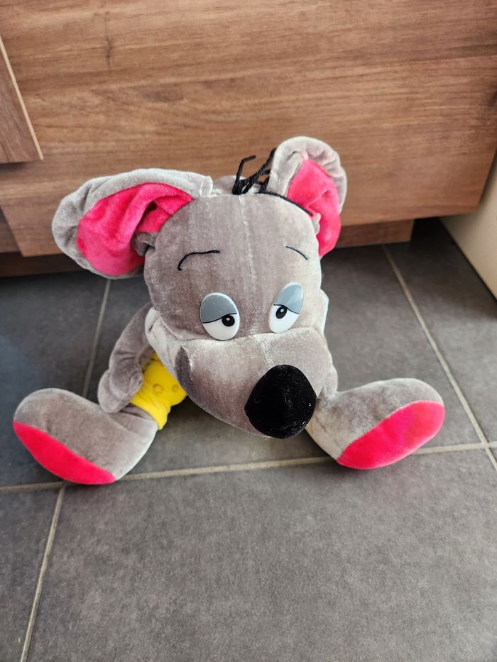 Grosse peluche soris