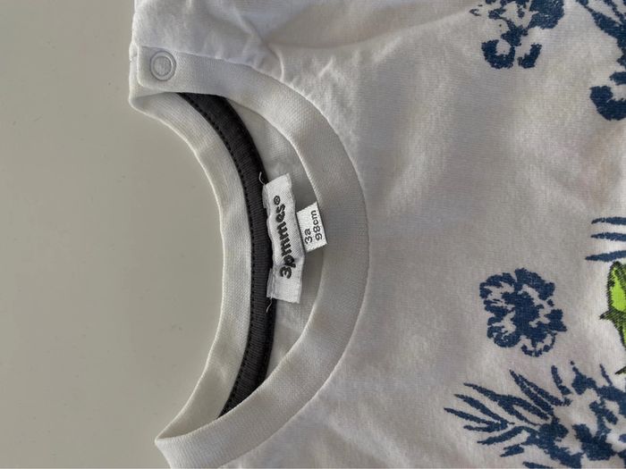 TEE shirt blanc bleu 3 pommes 3 ans - photo numéro 2