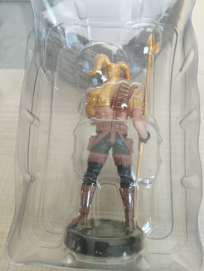 Figurine DC comics magog en plomb - photo numéro 3