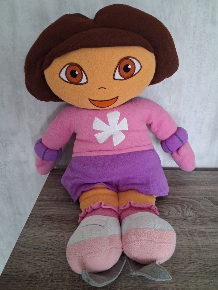 Poupée Dora L'exploratrice 70 cm de haut