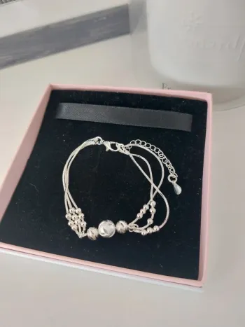 Magnifique bracelet en argent