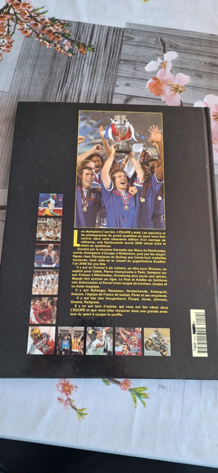 L'equipe , le livre de l'annee 2000 - photo numéro 2