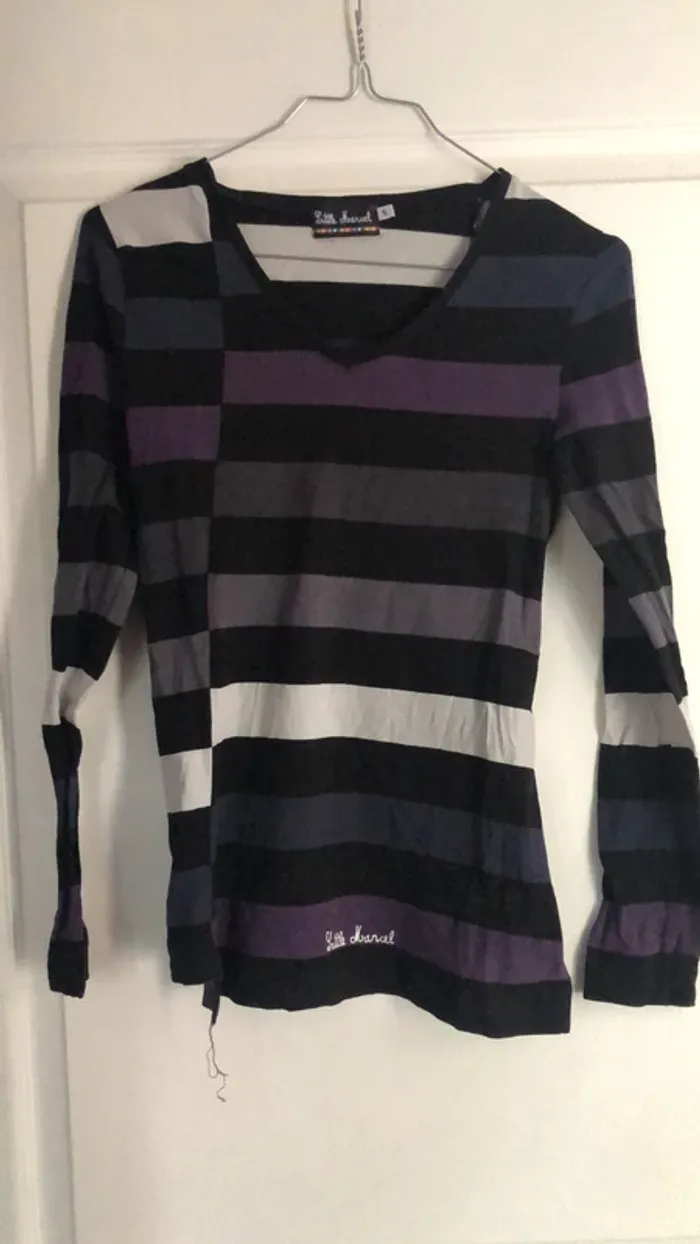 Tee shirt