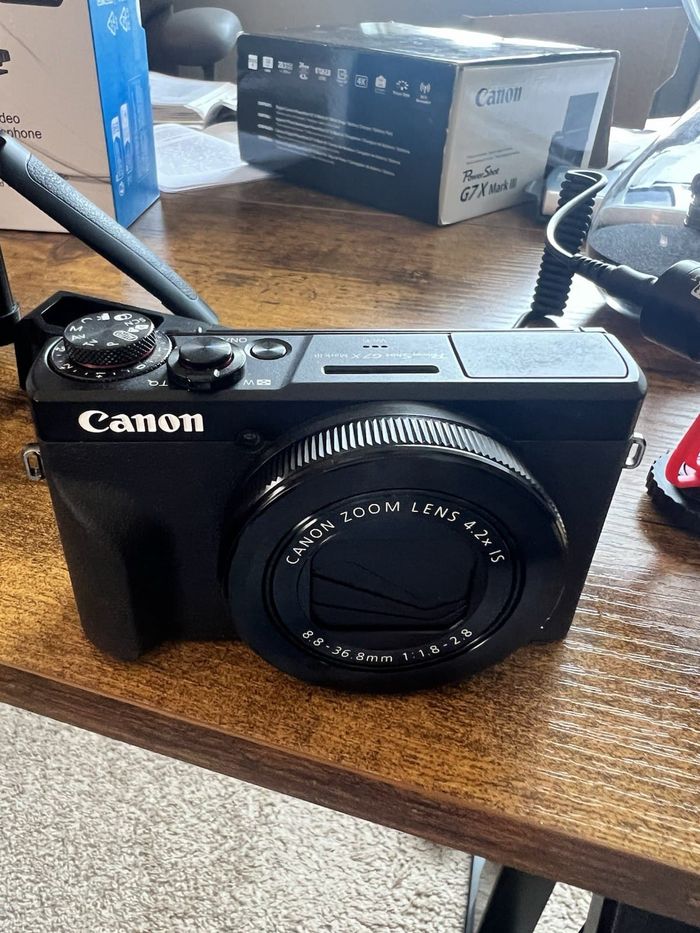 Canon PowerShot G7 X Mark III - Appareil photo numérique compact 20,1 Mpx - Noir