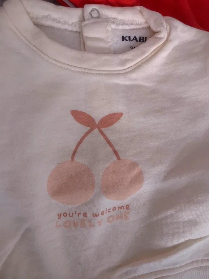 Lot de 4 sweats bébé en 3 mois - photo numéro 2