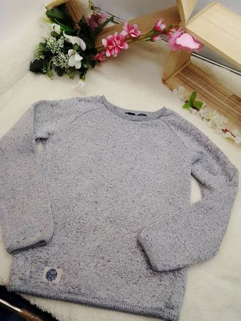 Pulls gris