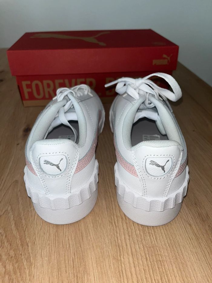 Baskets, Puma, Femmes, Blanches, Neuves, Taille 37.5 - photo numéro 4