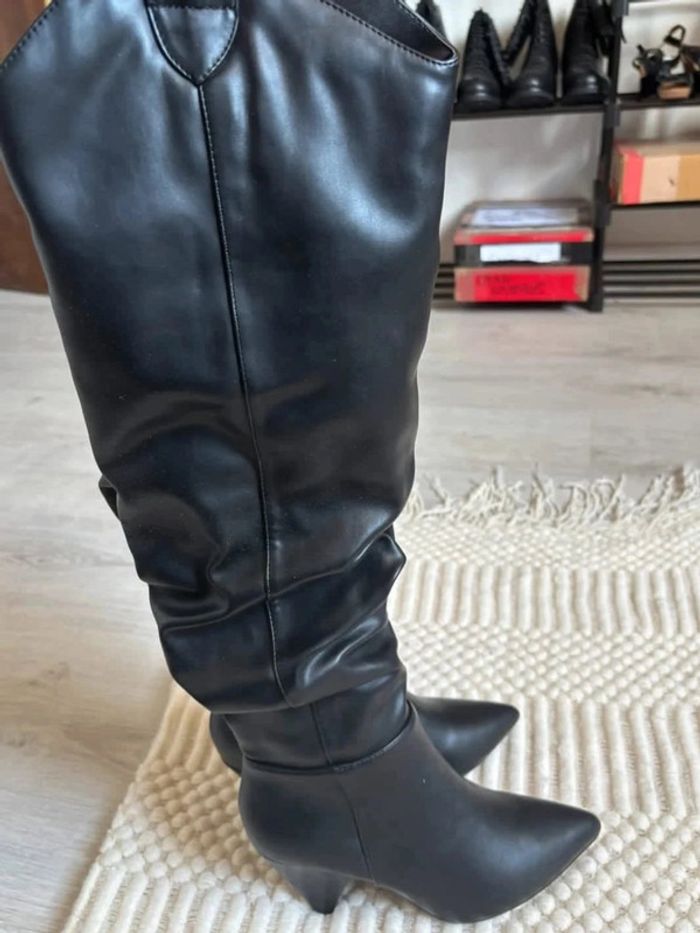 Bottes noires à talons taille 36 - photo numéro 6