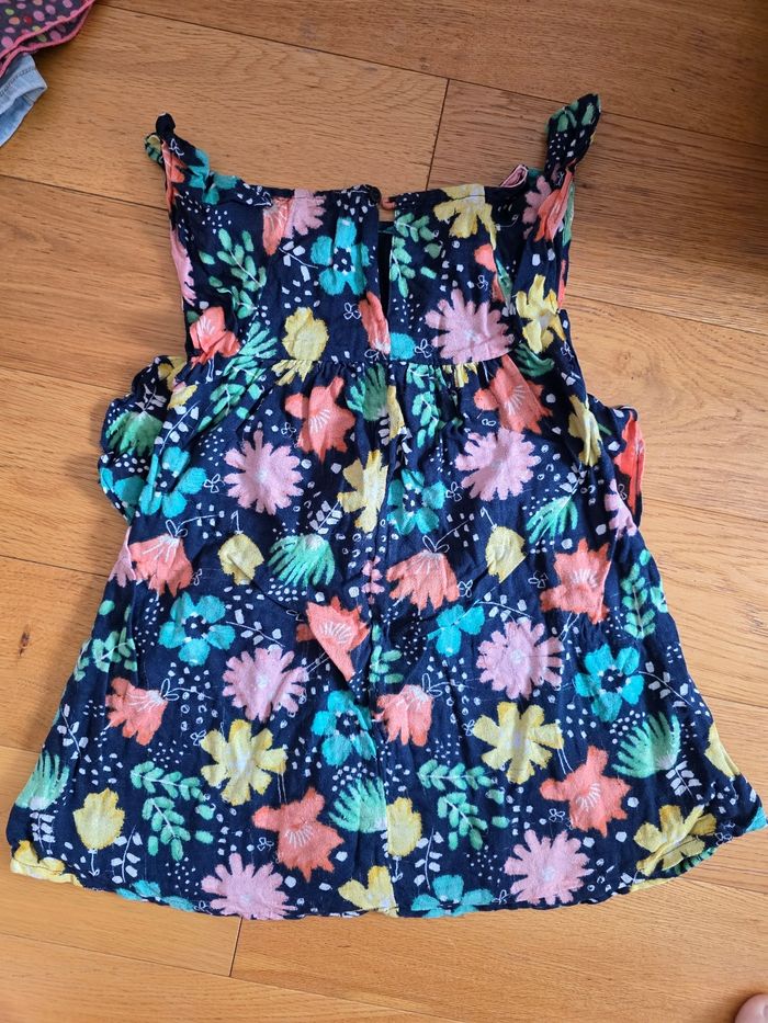 Robe sans manches  fleuri - photo numéro 2