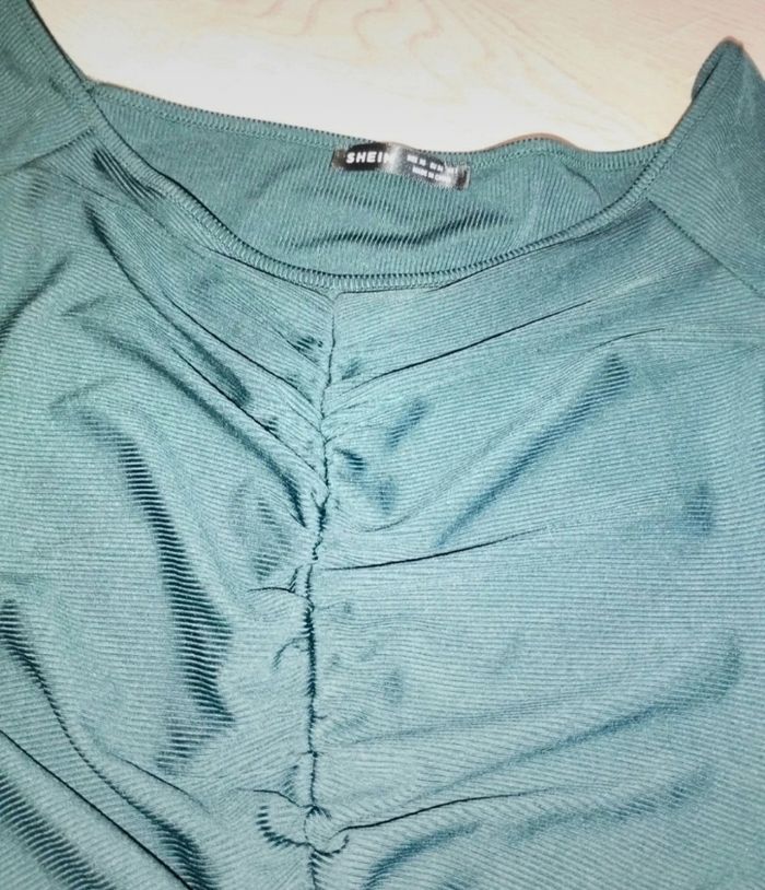 Robe moulante courte Shein vert foncé exc état taille XS - photo numéro 3