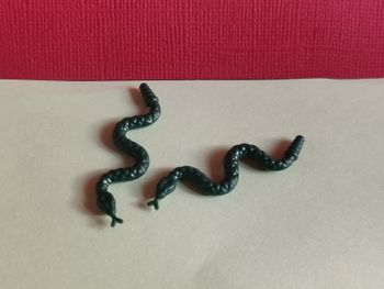 2 serpents à sonnette verts Lego - en parfait état - vrai Lego