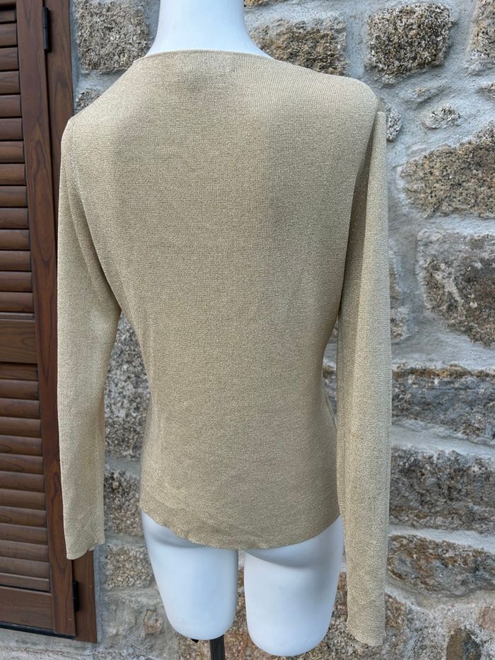 Pull doré effet brillant