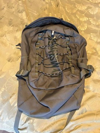 Sac à dos gymshark kaki 