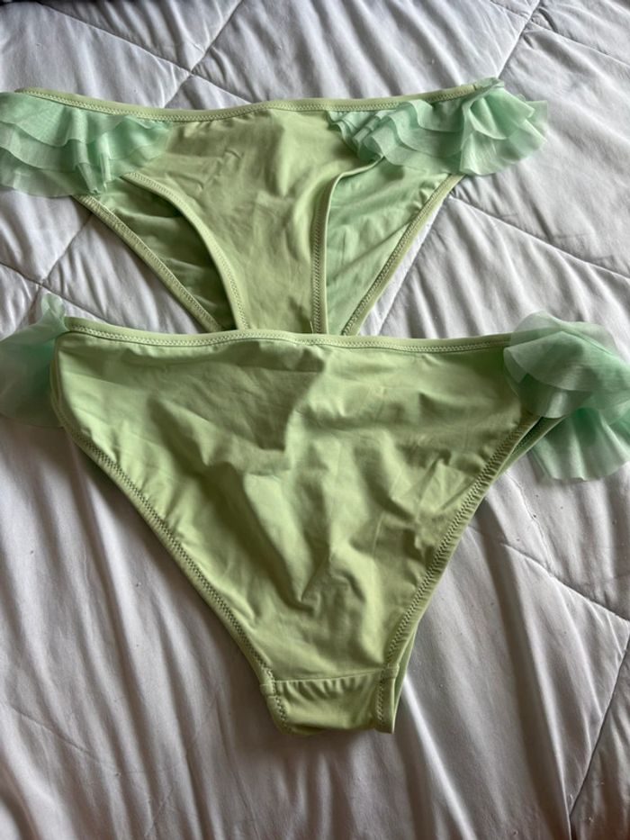 Lot 2 bas de maillot de bain bikini vert pale tulles volant Penti taille L/40 neuf avec étiquette - photo numéro 5
