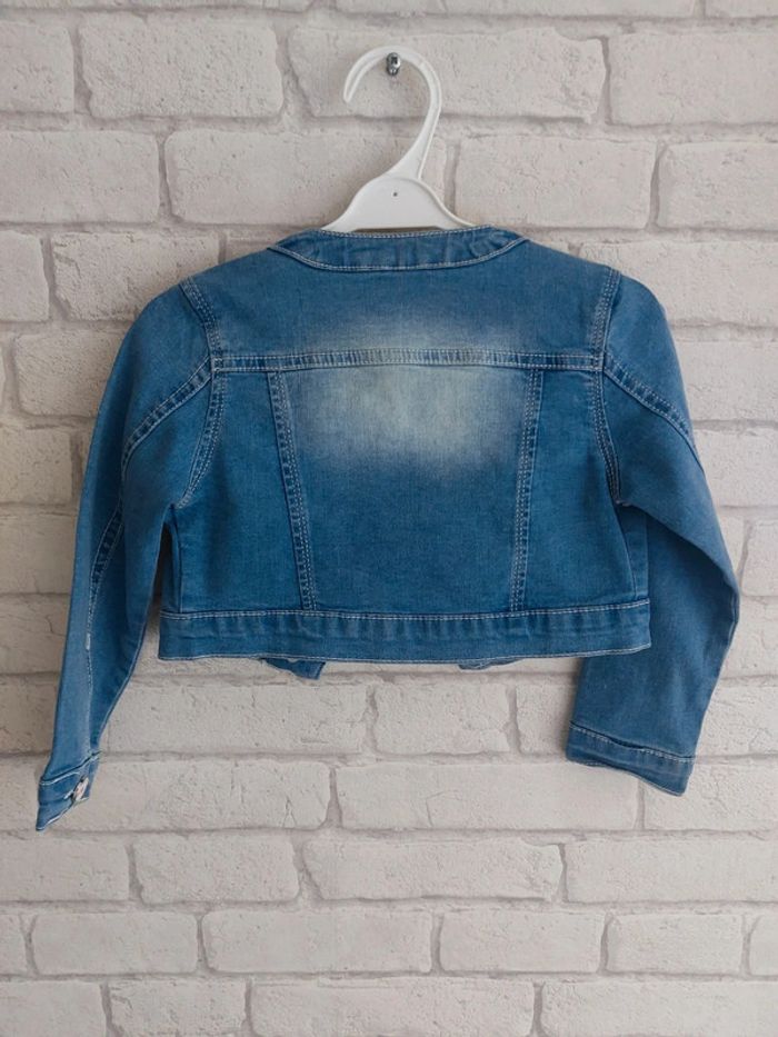 Veste courte en jeans taille 4 ans - photo numéro 3