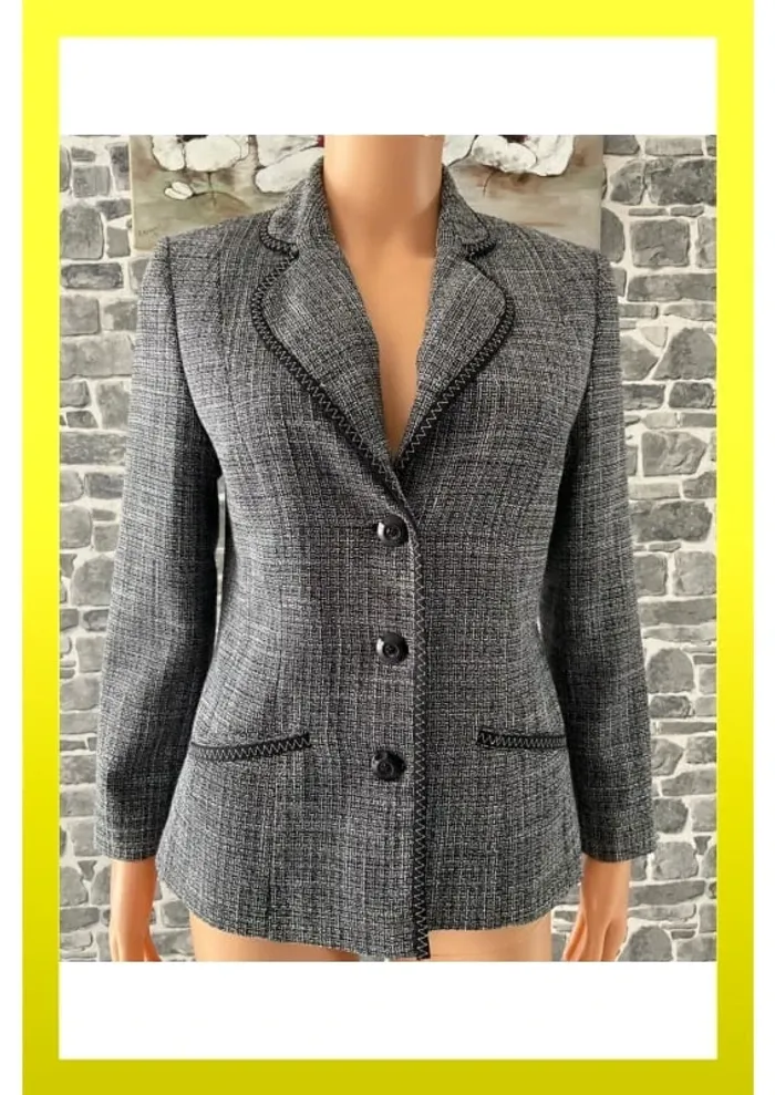 Veste " un jour ailleurs "