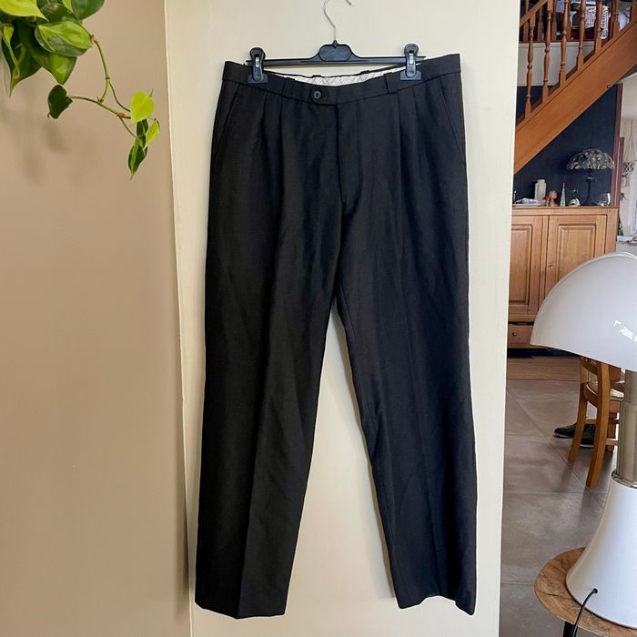Pantalon homme gris anthracite taille 48 en laine mélangée, coupe droite élégante V069