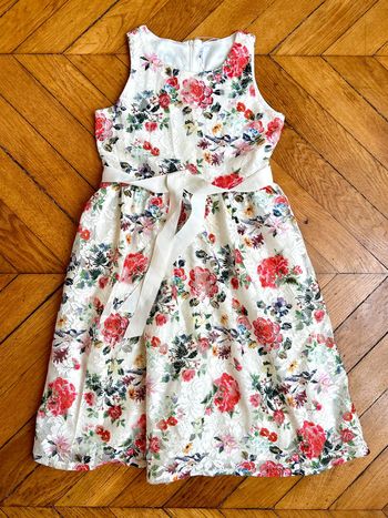 Neuve! Magnifique robe de soirée ou de fille d’honneur