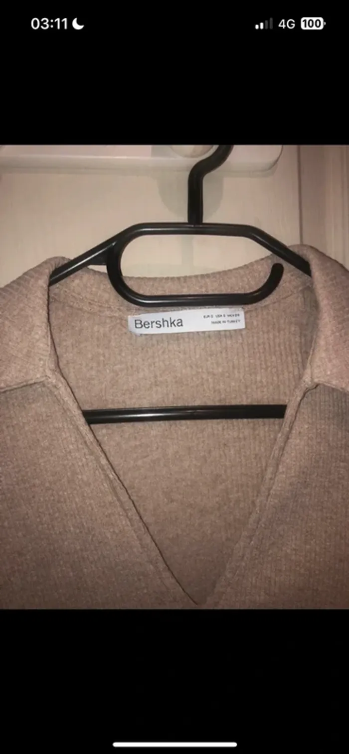 robe pull polo beige col V femme bershka - photo numéro 3