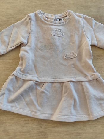 Robe rose pâle