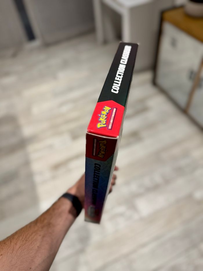 [NEUF] Coffret Classeur Pokémon Évolutions Prismatiques EV8.5 - photo numéro 4