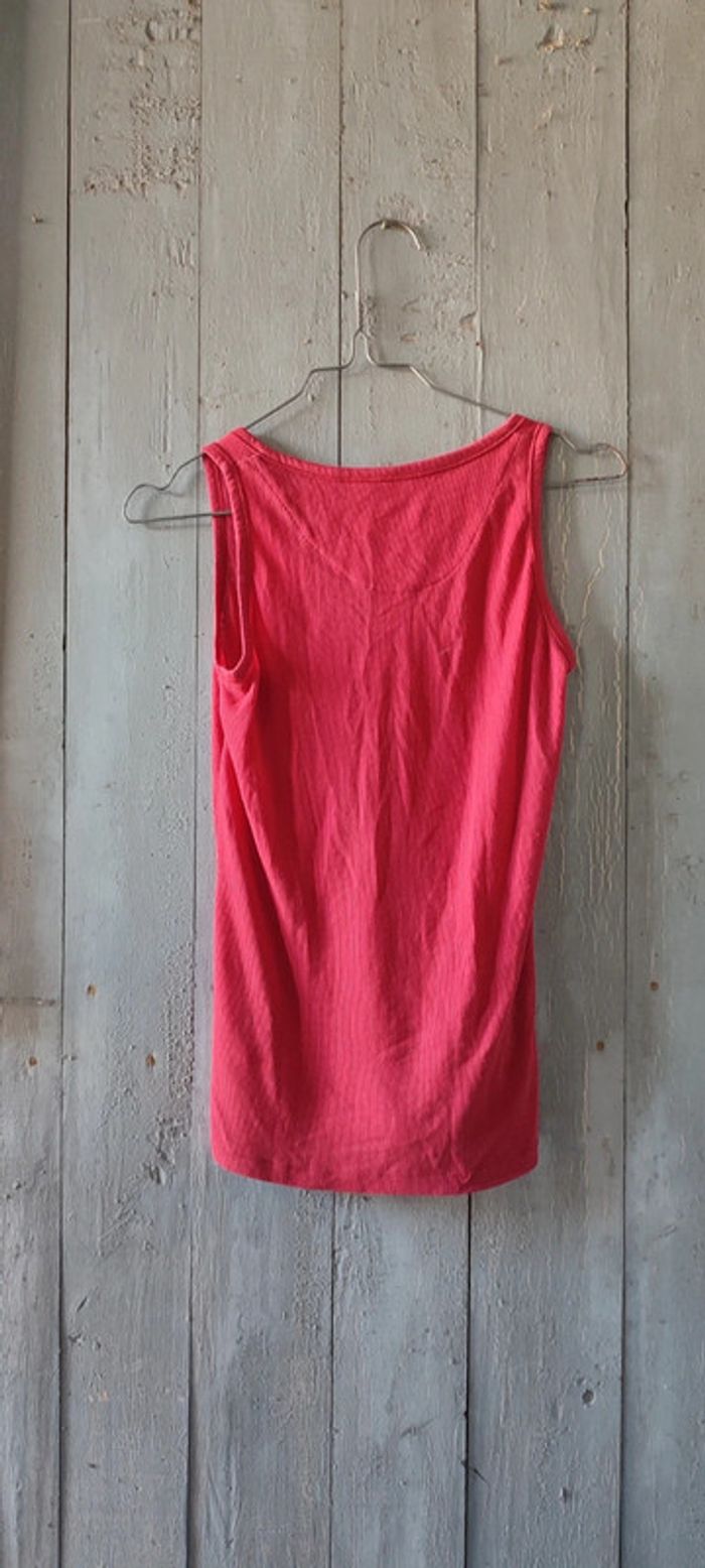 Débardeur rouge - photo numéro 3