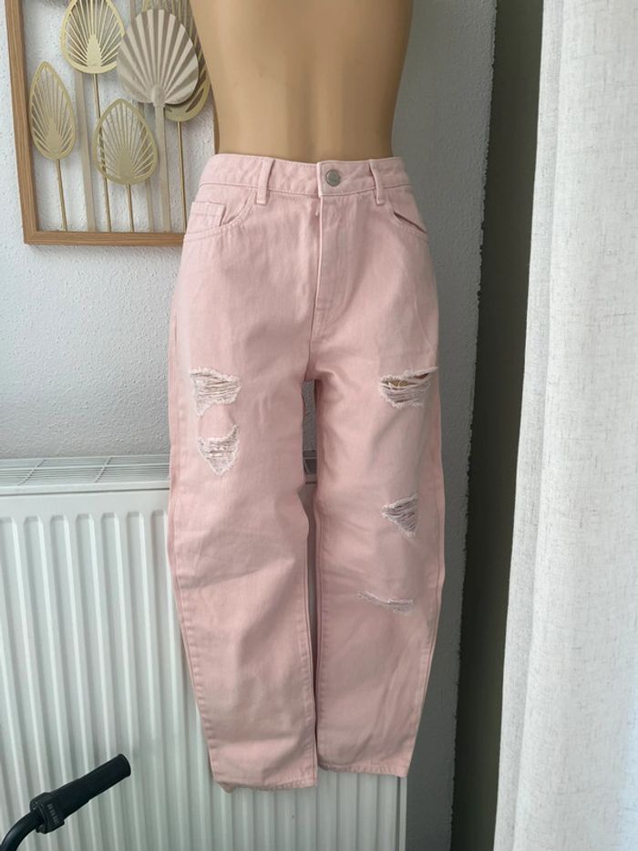 Jean mom pilule neuf étiqueté taille 38