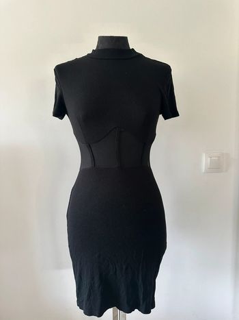 Petite robe noire moulante