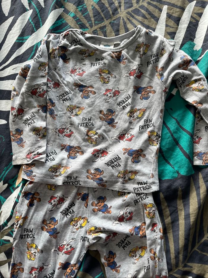 Pyjama - photo numéro 2