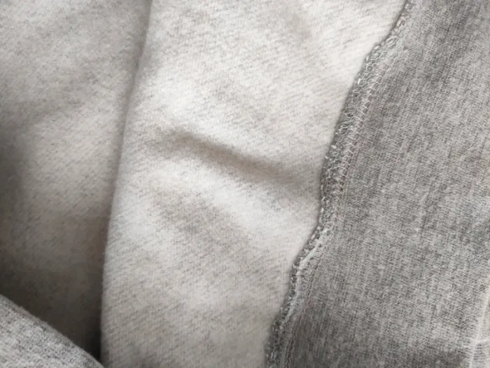 Sweat à capuche gris molletonné Taille M - photo numéro 9