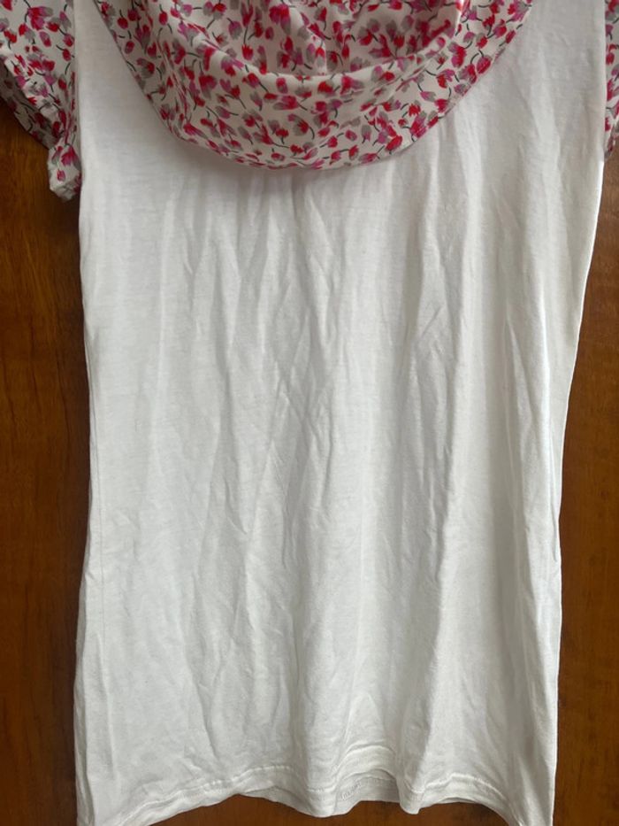 Tee shirt femme motif fleuri - photo numéro 4