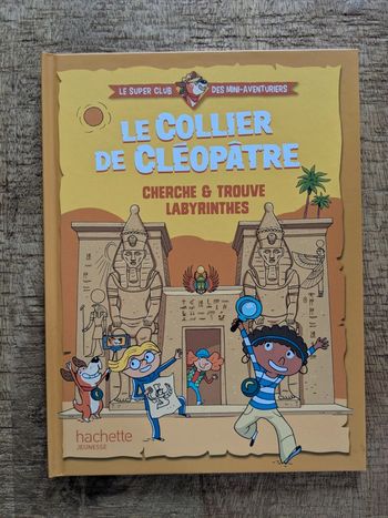 Livre le collier de Cléopâtre neuf