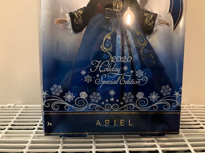 Poupée Ariel édition spécial holiday 2000 non déboxer - photo numéro 3
