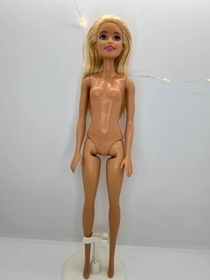 Barbie Glitz 60th Anniversary Doll - photo numéro 4