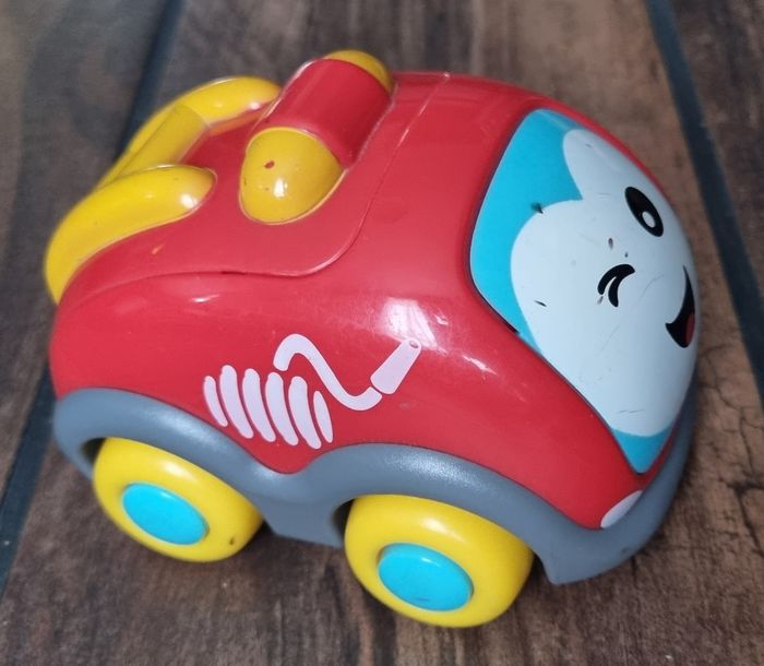 Voiture autotractée