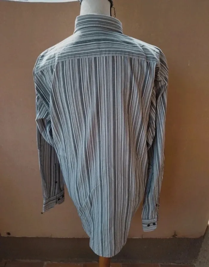 Chemise taille L-XL - photo numéro 3