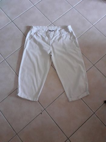 Pantacourt lin 55% et coton 45%