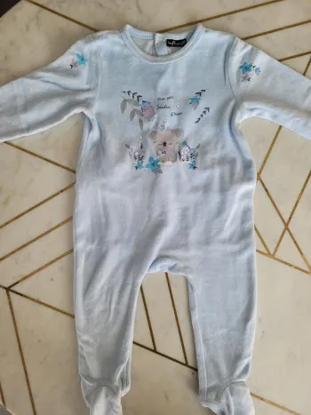 Pyjama bleu ciel 12 mois