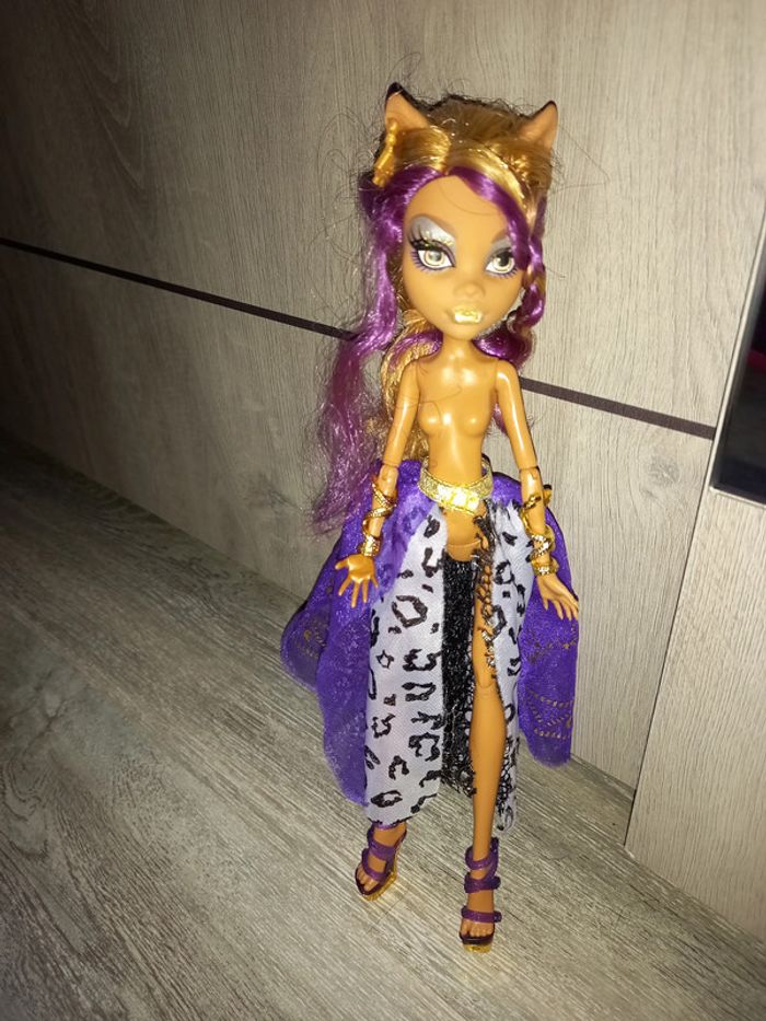 poupée monster high clawdeen wolf 13 voeux wishes avec lanterne - photo numéro 2