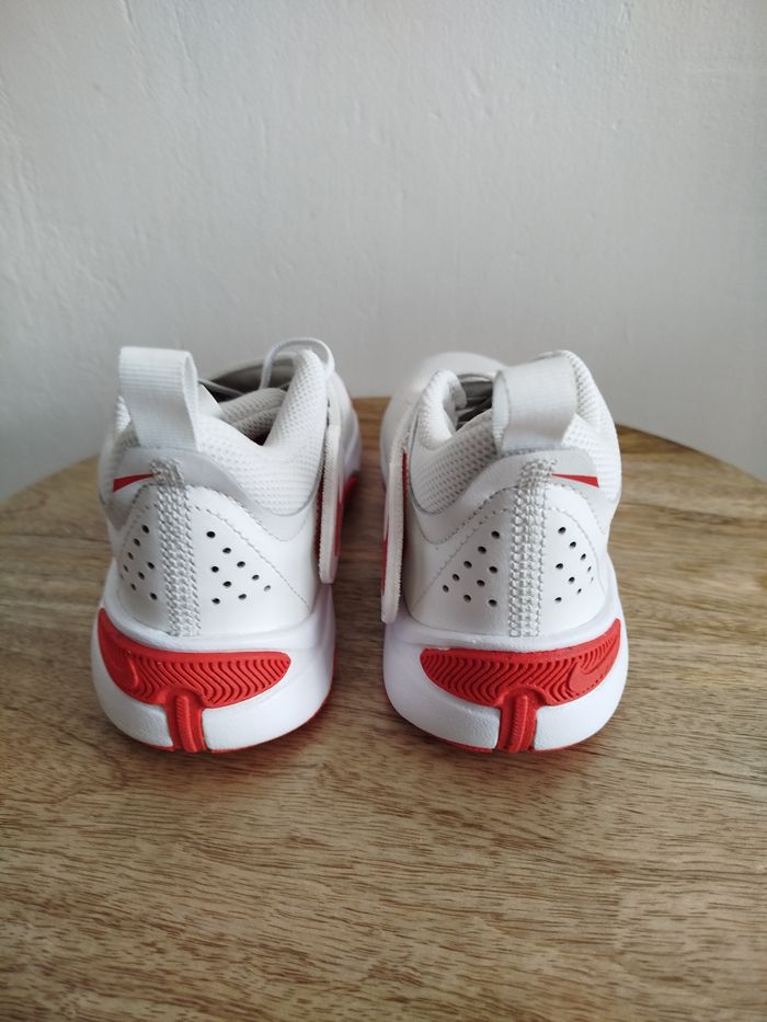 Baskets Nike T33.5 - photo numéro 5