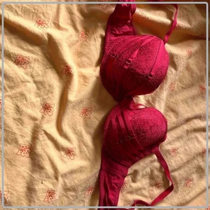 Magnifique soutient gorge rouge undiz 95d - photo numéro 2