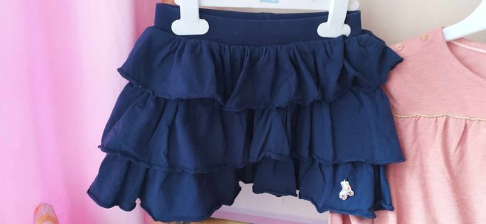 T shirt + jupe 4 ans - photo numéro 3