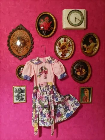 Robe fille rose pastel à fleurs multicolores manches courtes vintage taille 14 ans