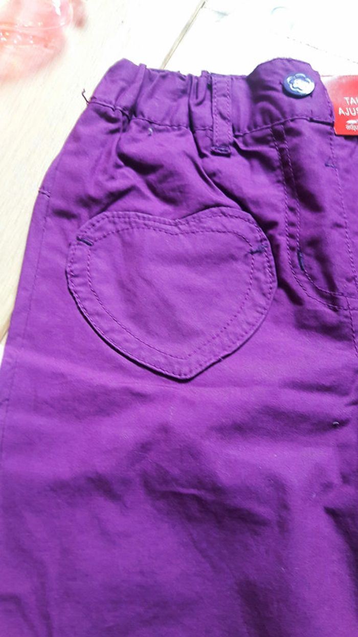 Beau pantalon NEUF - photo numéro 2